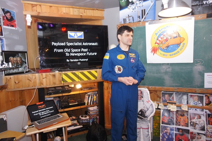 150125 birthday astronuts 028